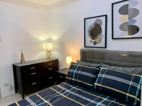 Lovely 2-Bedroom Condo Amenity View w/ Parking